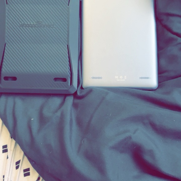 Tablet - Picture 2 of 3